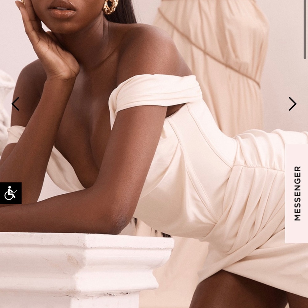 Ivory house of CB mini